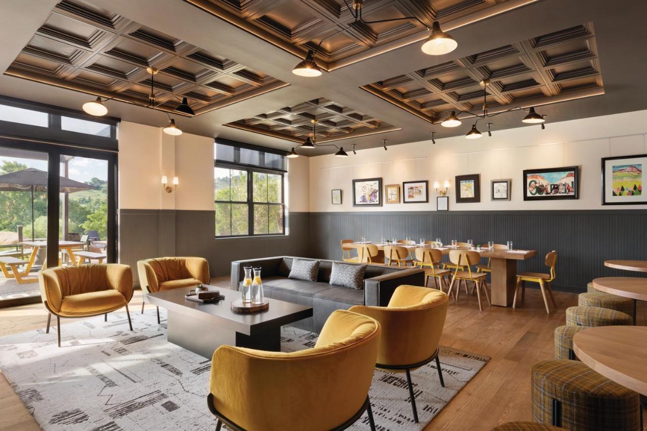 The Eddy Taproom & Hotel Golden Dış mekan fotoğraf