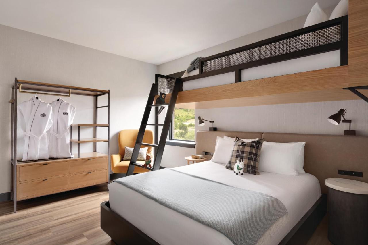 The Eddy Taproom & Hotel Golden Dış mekan fotoğraf